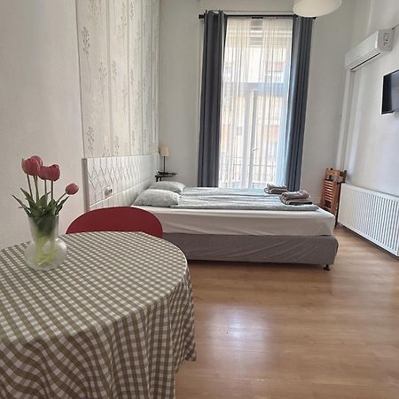11# Sunflower Cozy Apartment Budapest Eksteriør bilde