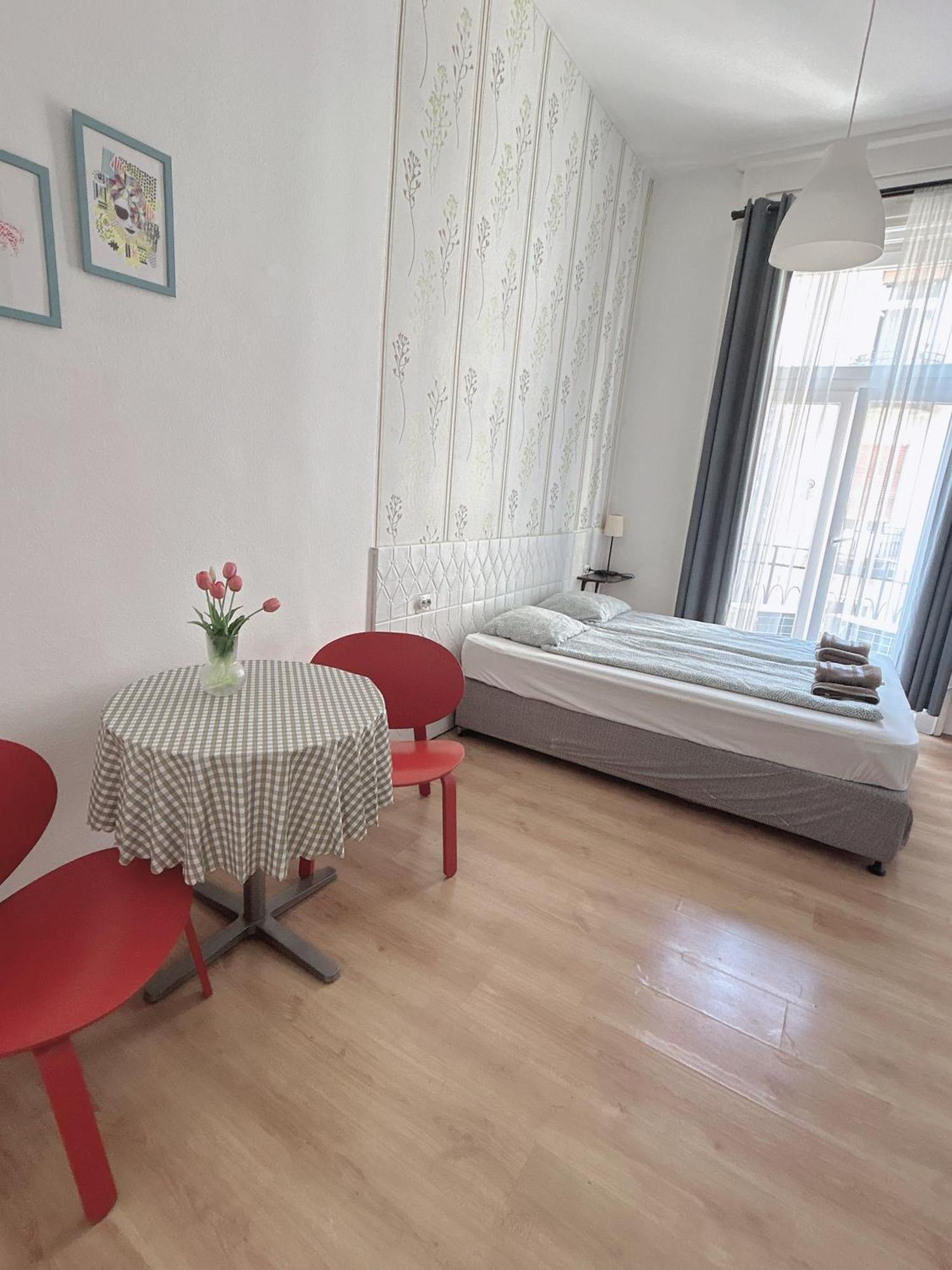 11# Sunflower Cozy Apartment Budapest Eksteriør bilde